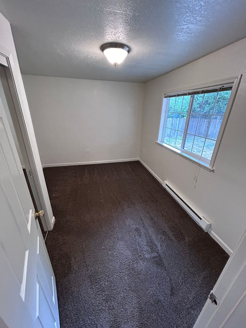 North Bend Apartment: 2480 13th Street