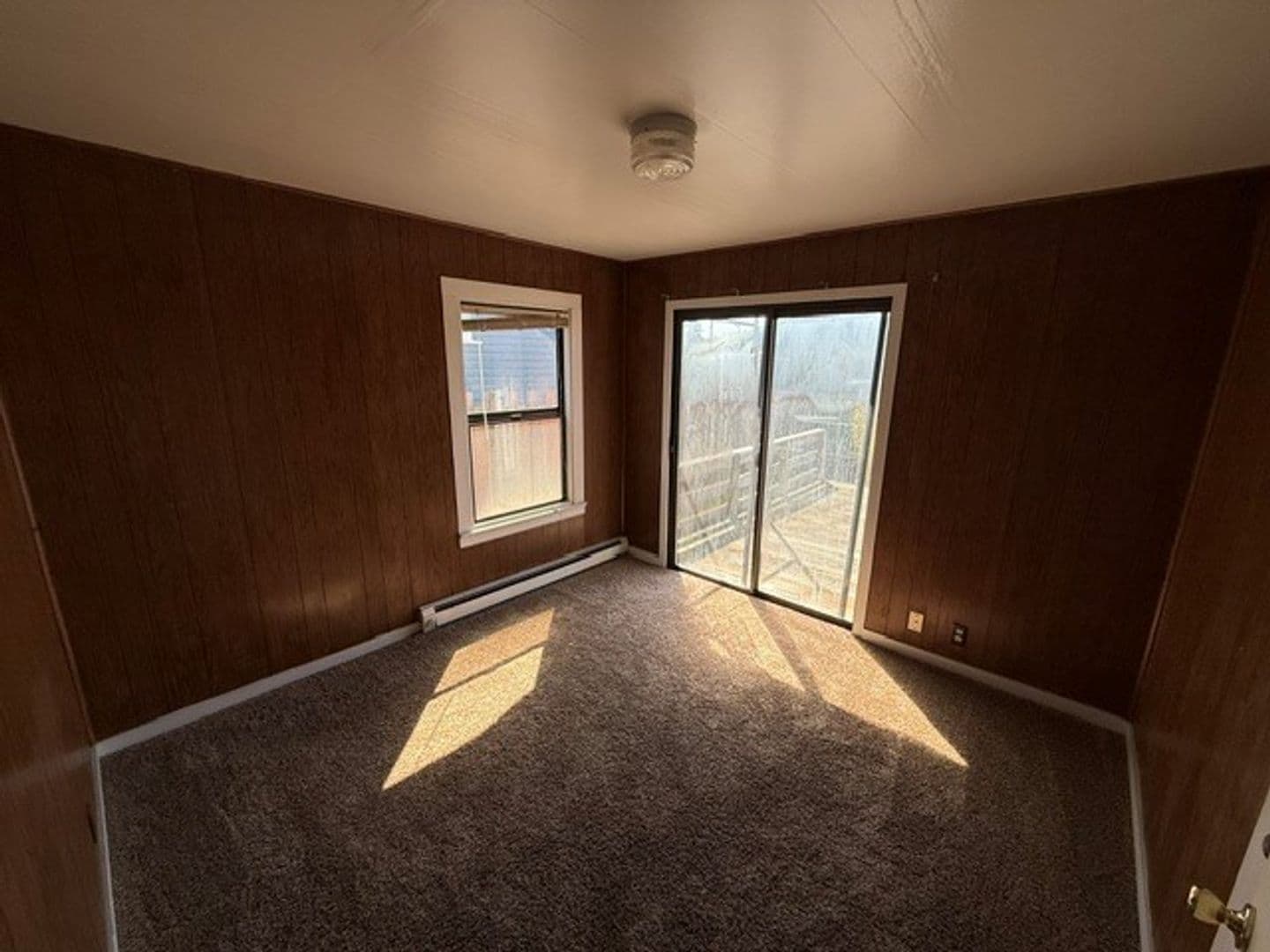 Coos Bay Apartment: 675 & 685 Elrod
