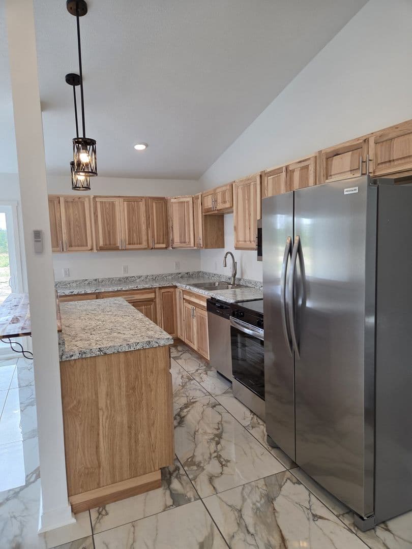Nashwauk House: 105 8th St