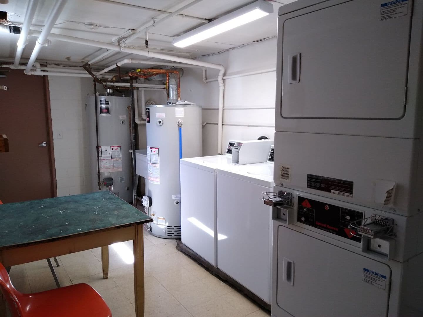 Grand Rapids Apartment: 212 NE 3rd Ave