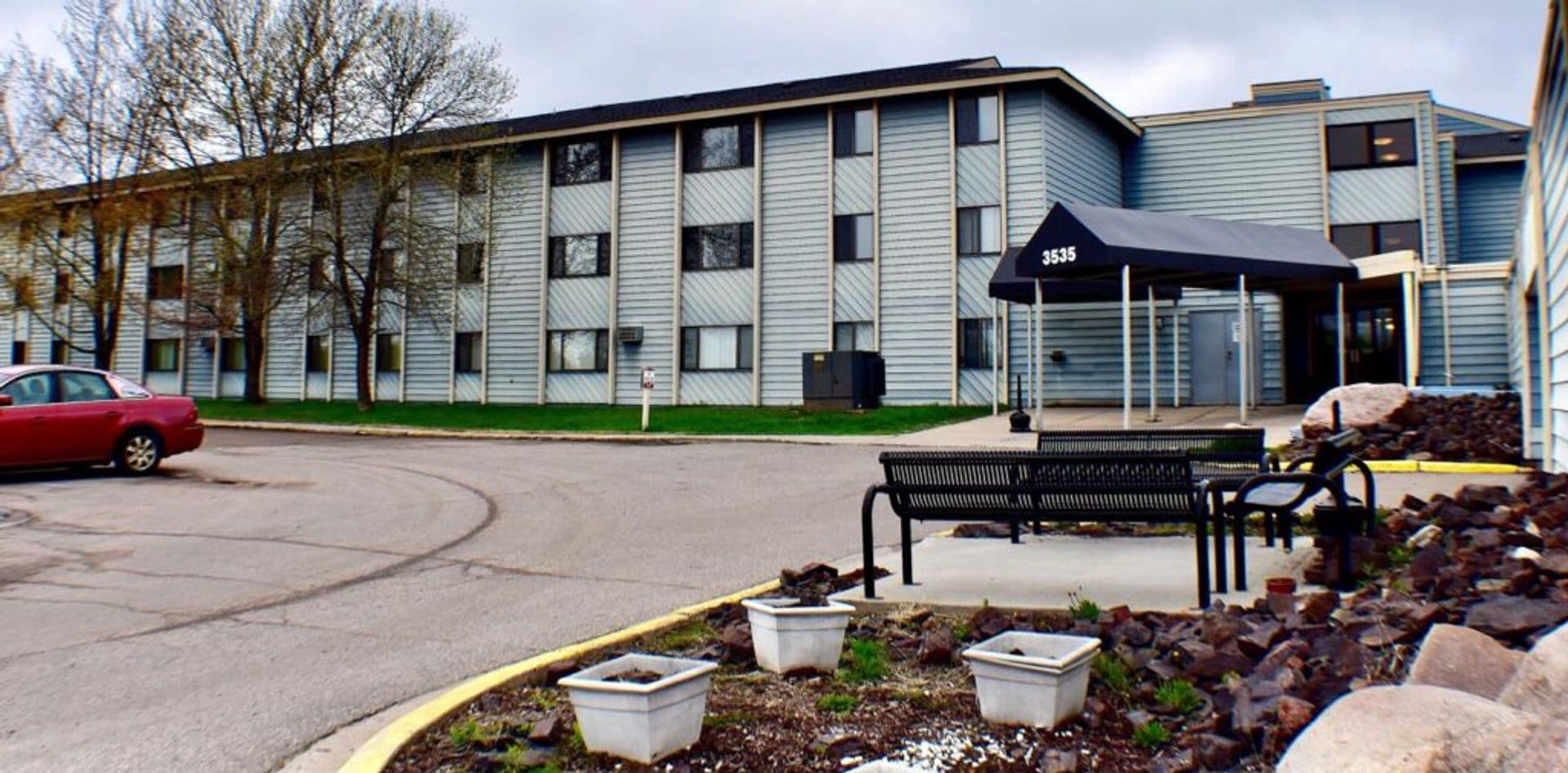 Hibbing Apartment: 3505 9th Ave W