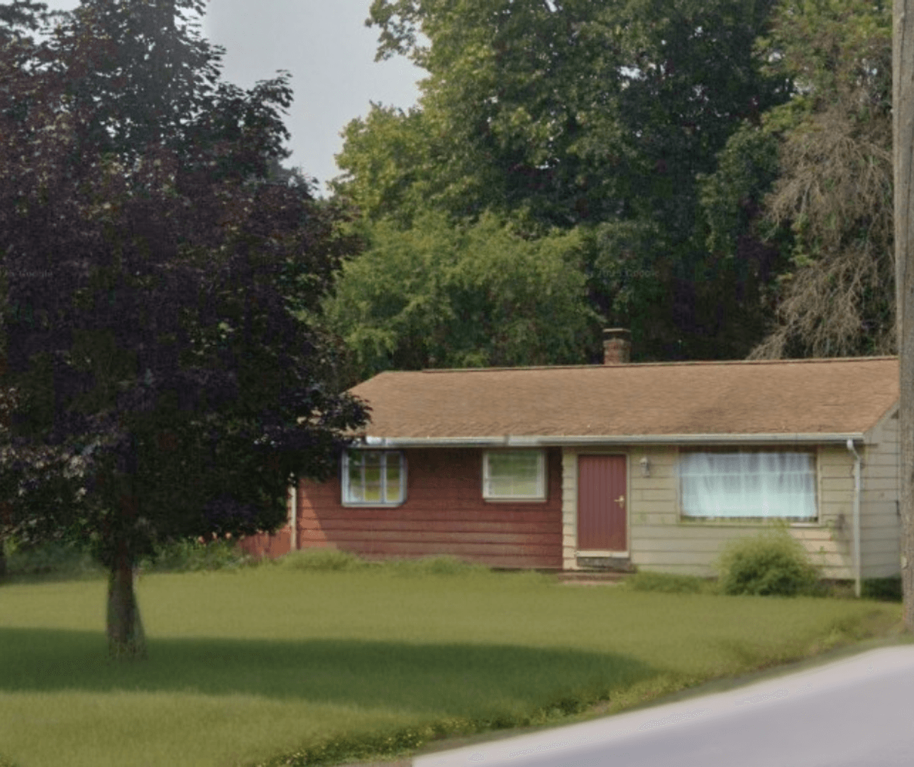 Duluth House: 505 W Orange St