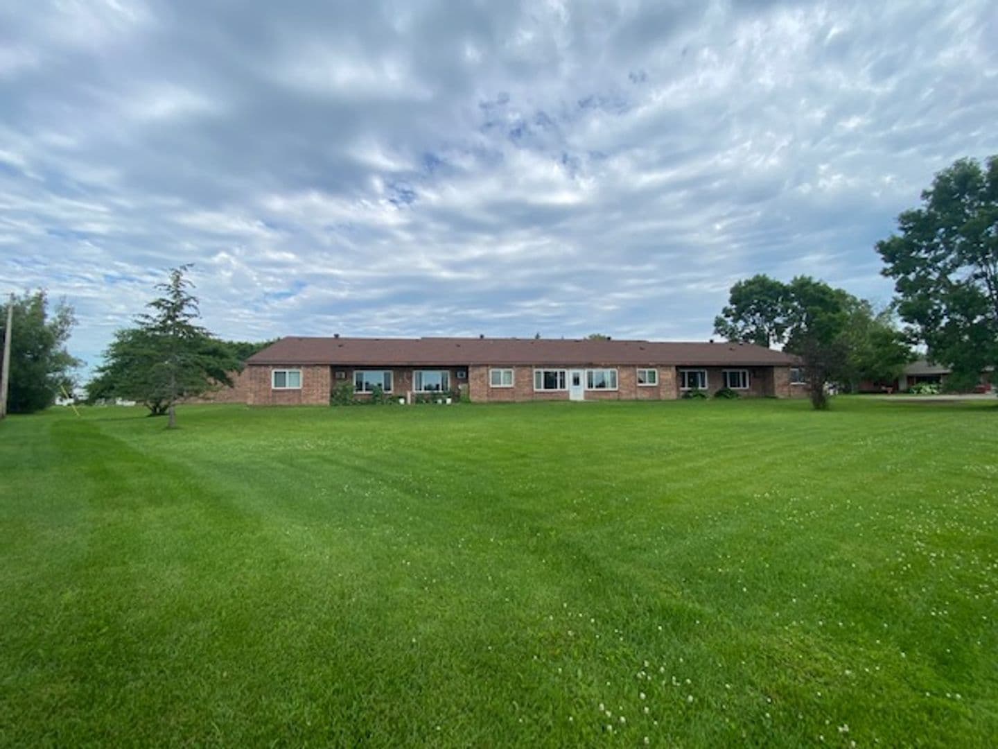 Deer River Apartment: 1022 Comstock Dr