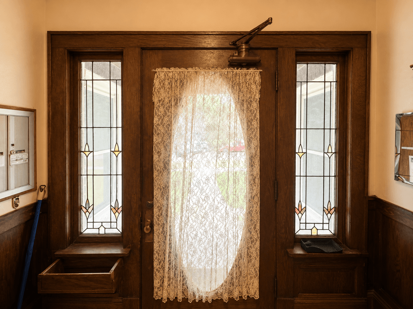 Saint Paul Apartment: 1838 Portland Avenue