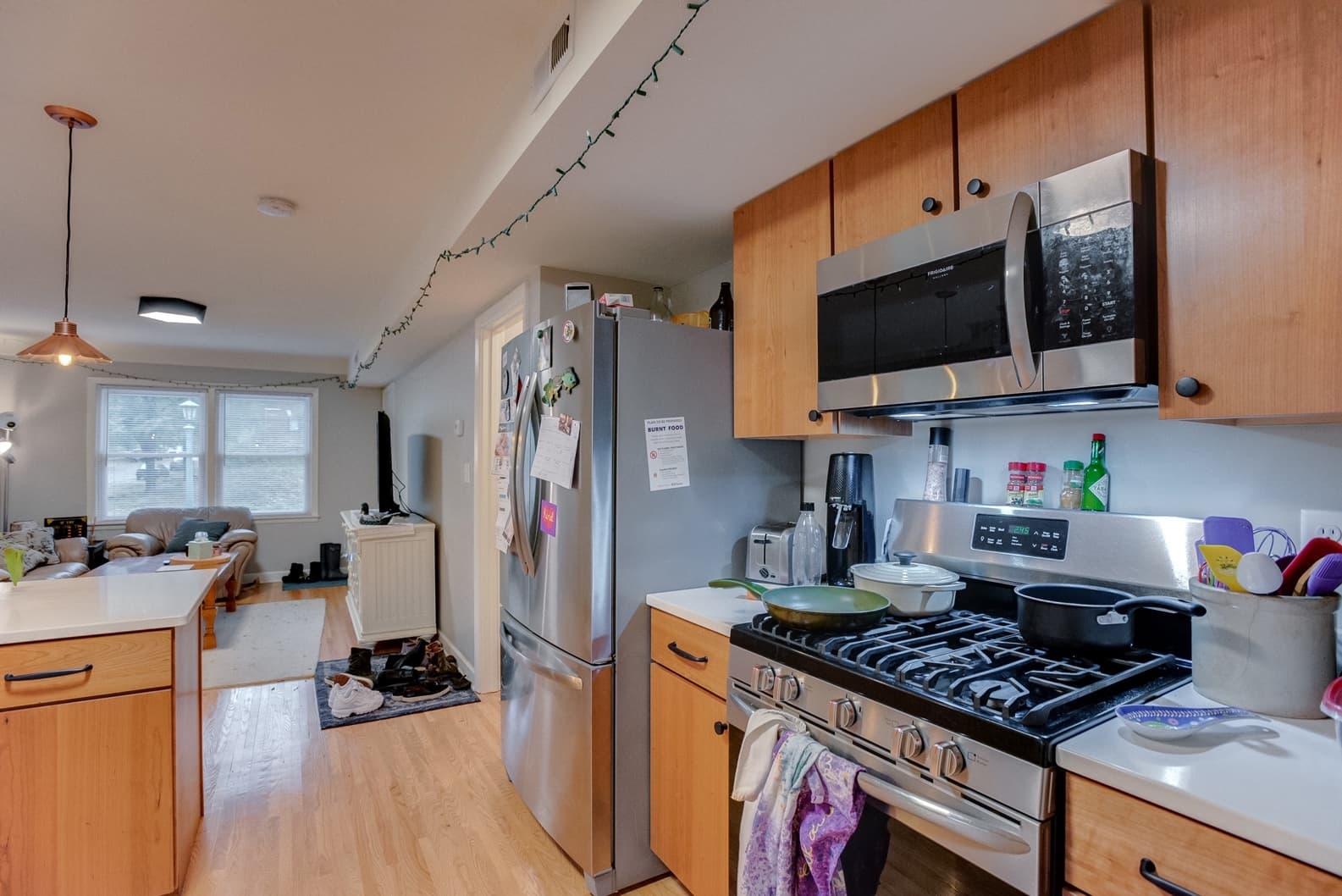 St Paul Apartment: 1848 Ashland Ave
