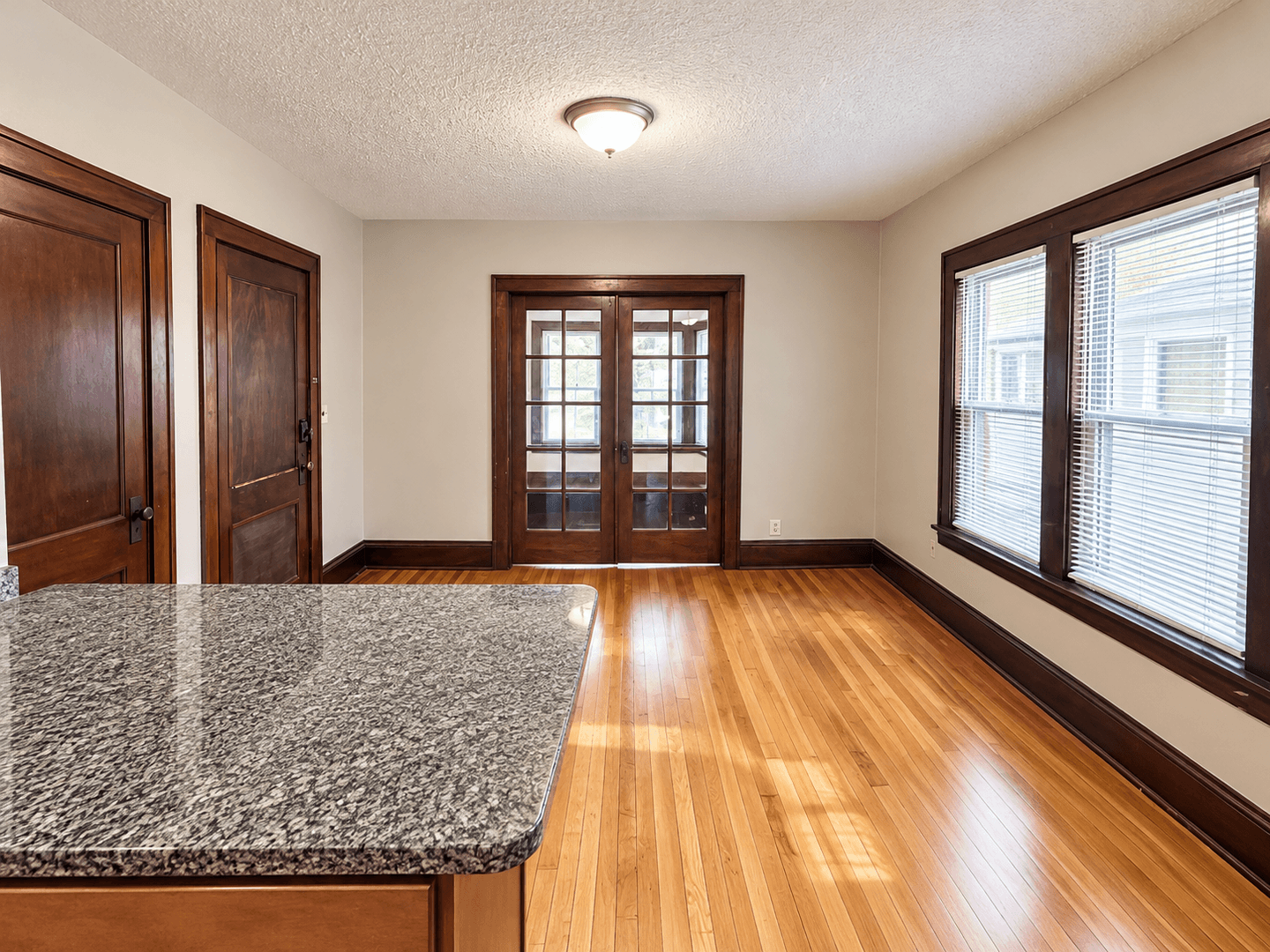 Saint Paul Apartment: 418 Pierce Street North