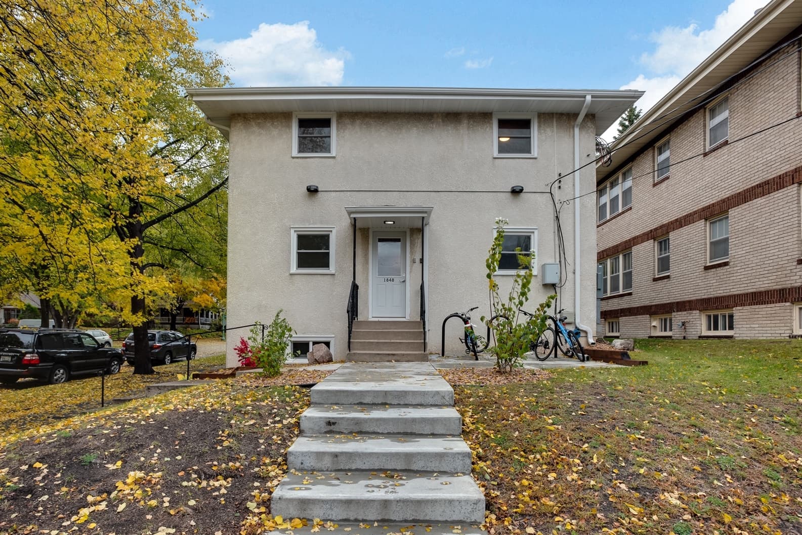St Paul Apartment: 1848 Ashland Ave
