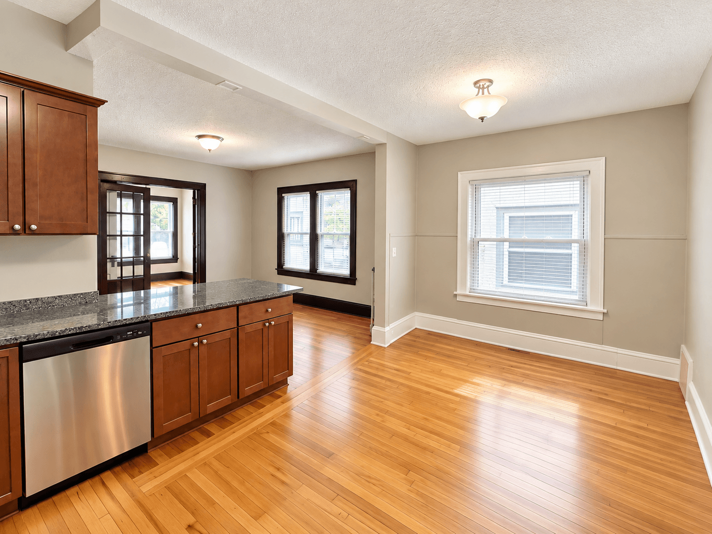 Saint Paul Apartment: 418 Pierce Street North