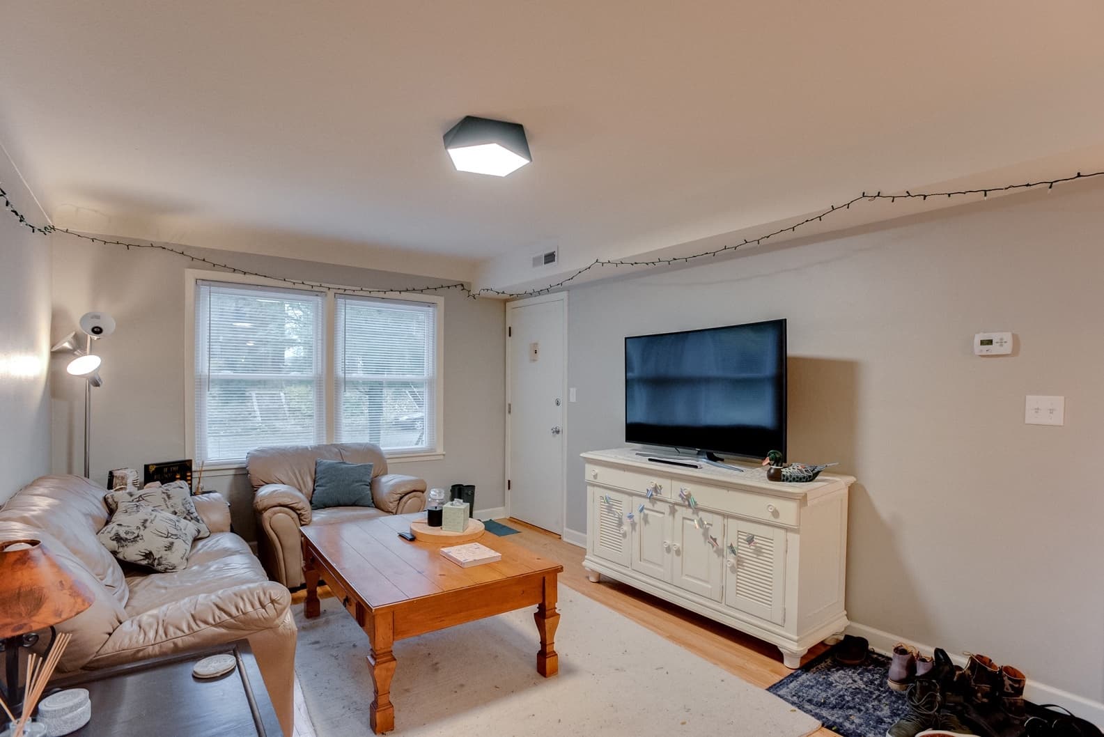 St Paul Apartment: 1848 Ashland Ave
