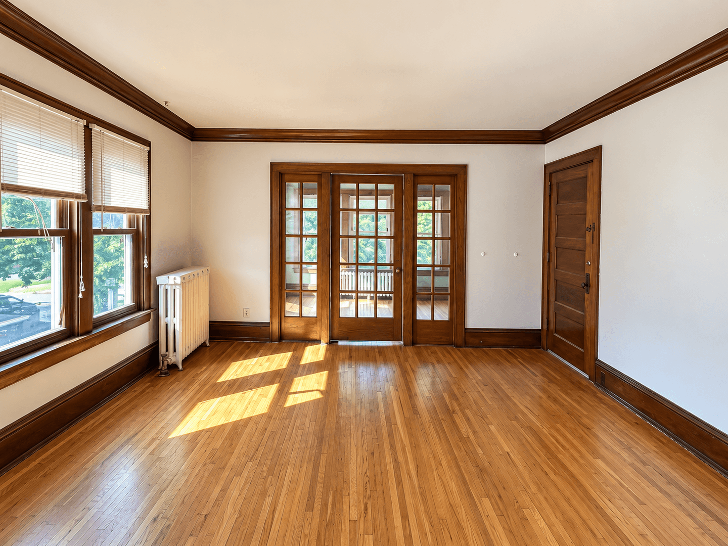 Saint Paul Apartment: 1838 Portland Avenue
