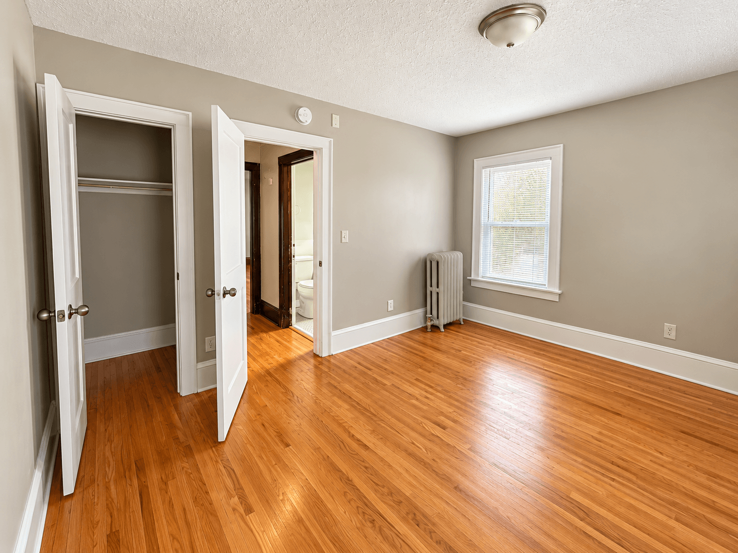 Saint Paul Apartment: 412 Pierce Street N