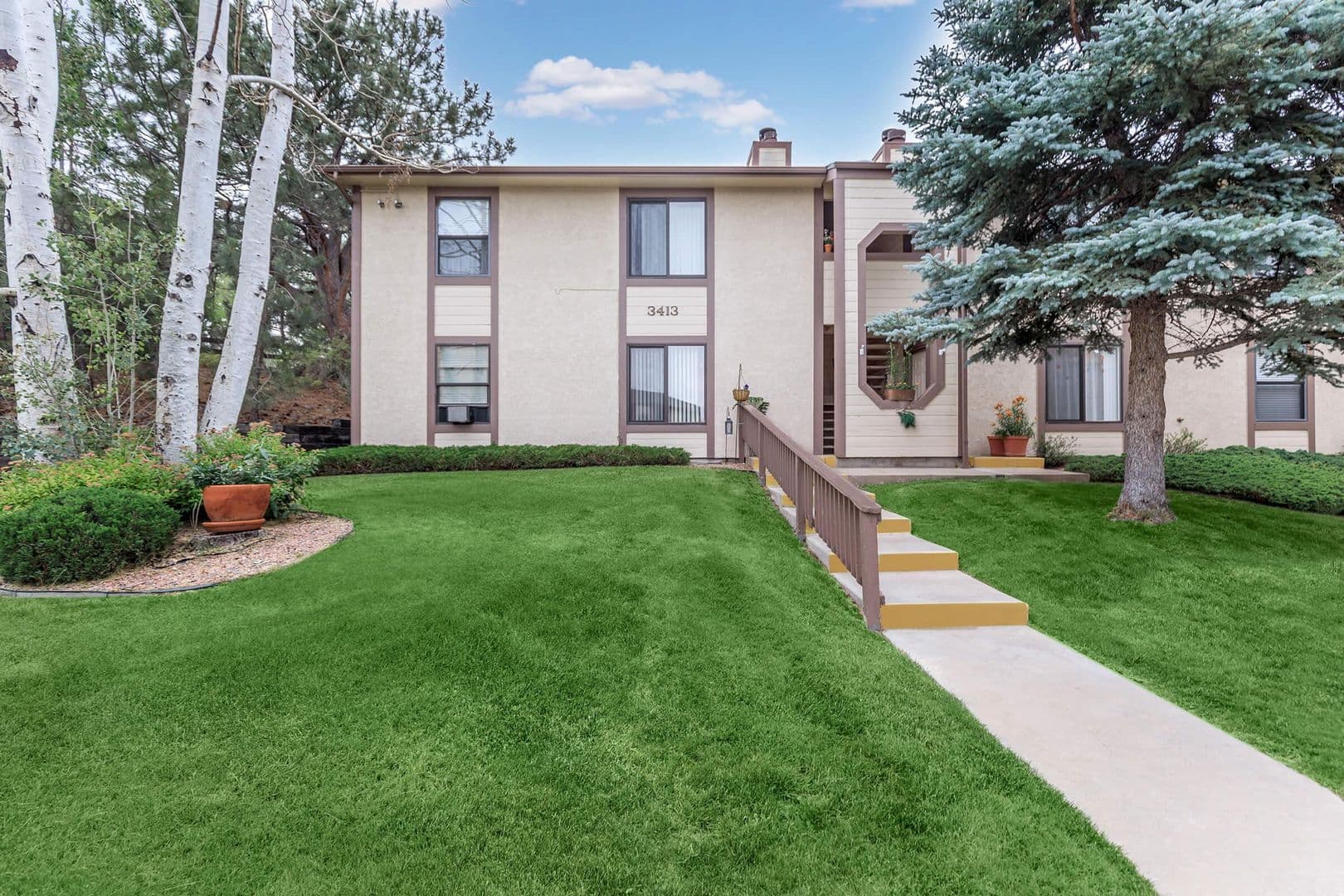 Colorado Springs Apartment: 3413 Parkmoor Village Dr