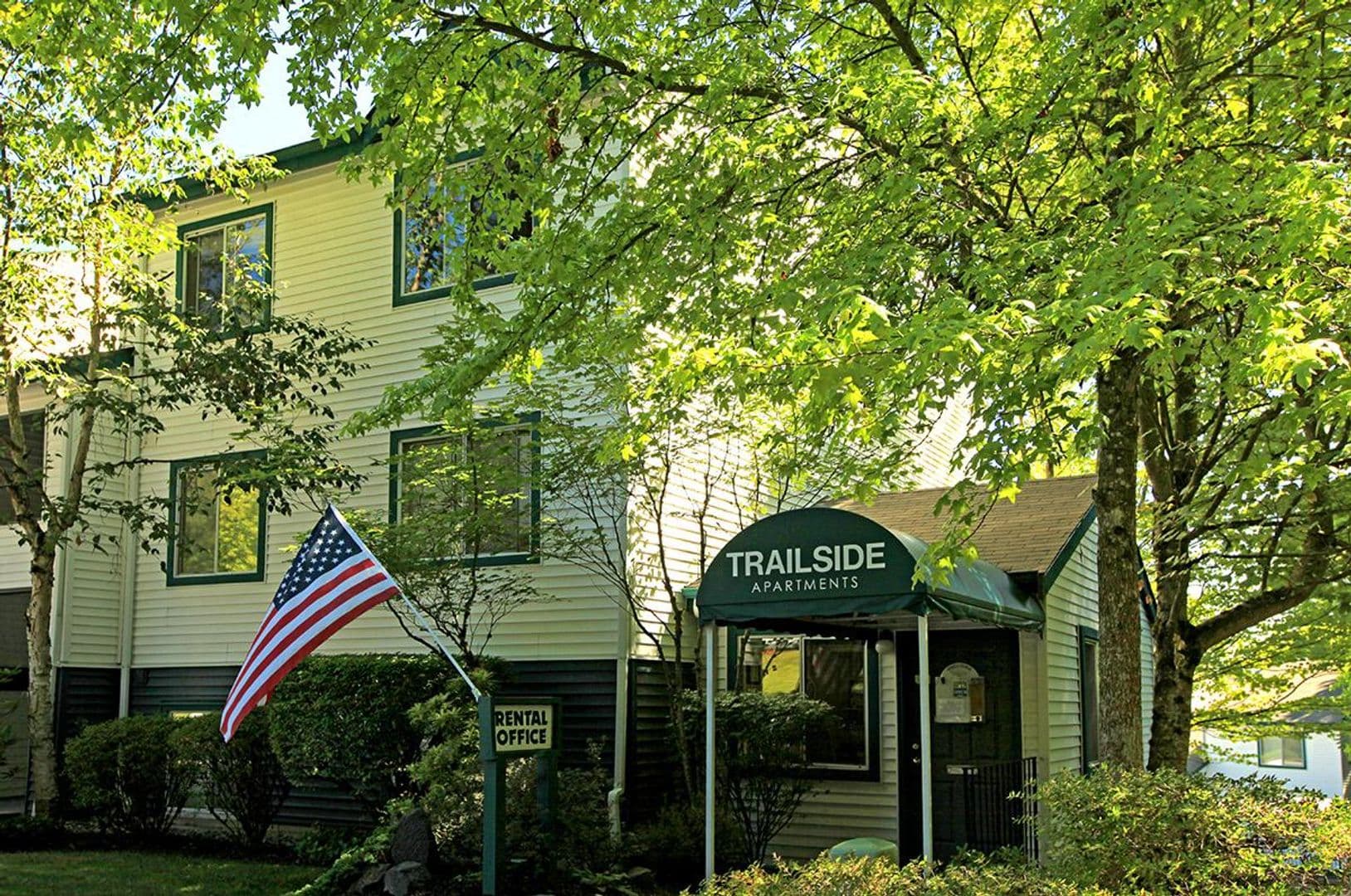 Bothell Apartment: 17725 Hall Road