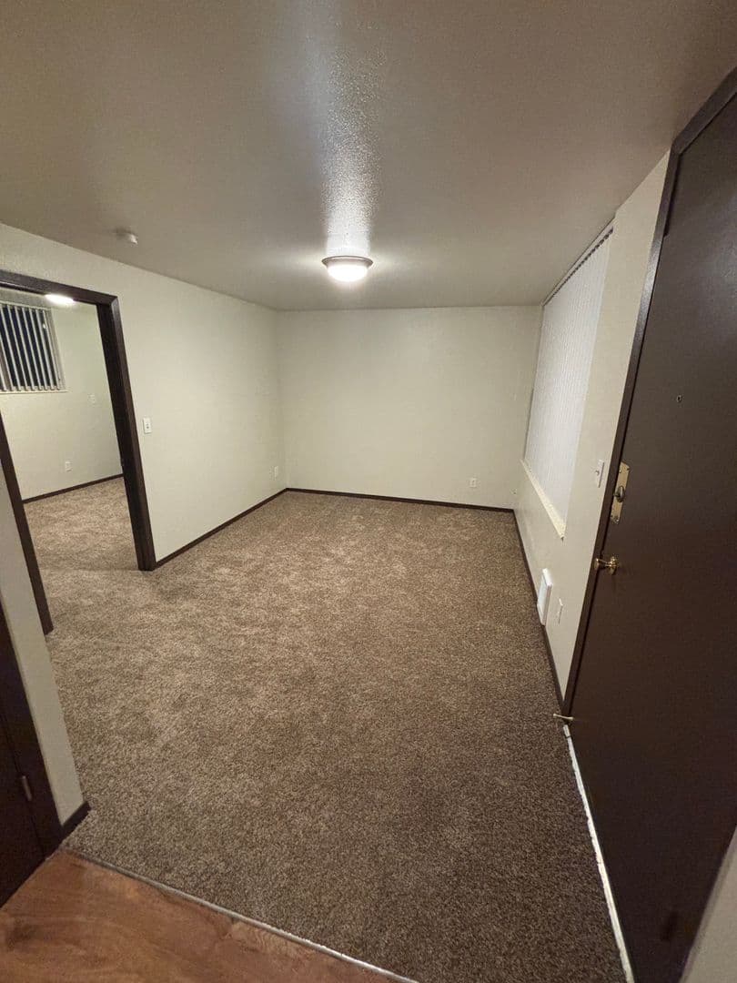 Seattle Apartment: 1415 NE Ravenna Blvd