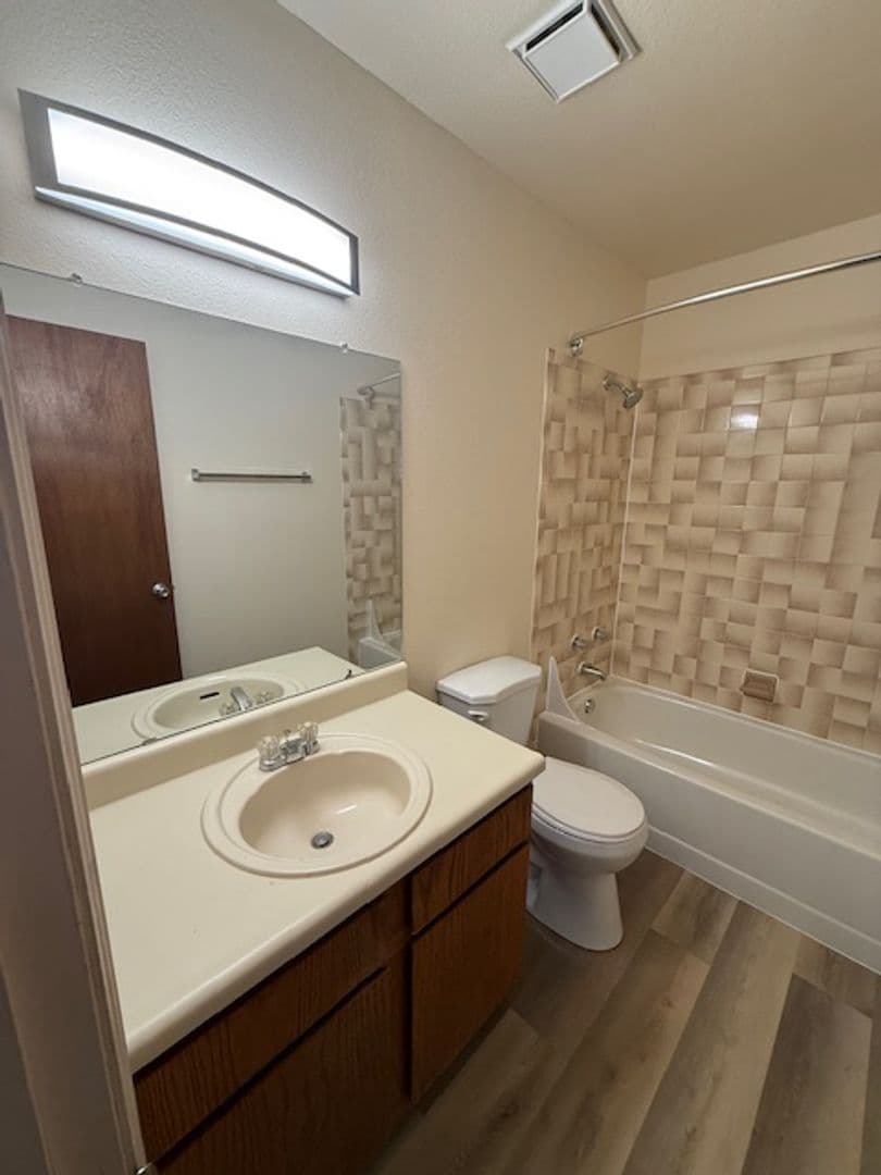 Colorado Springs Apartment: 3413 Parkmoor Village Dr