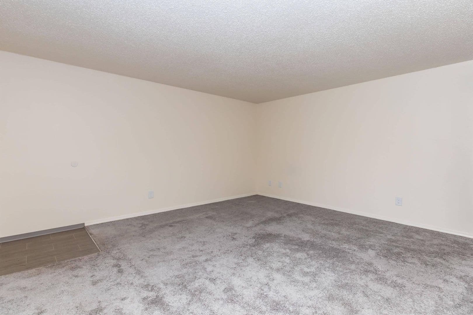 Normandy Park Apartment: 18225 1st Ave SO.