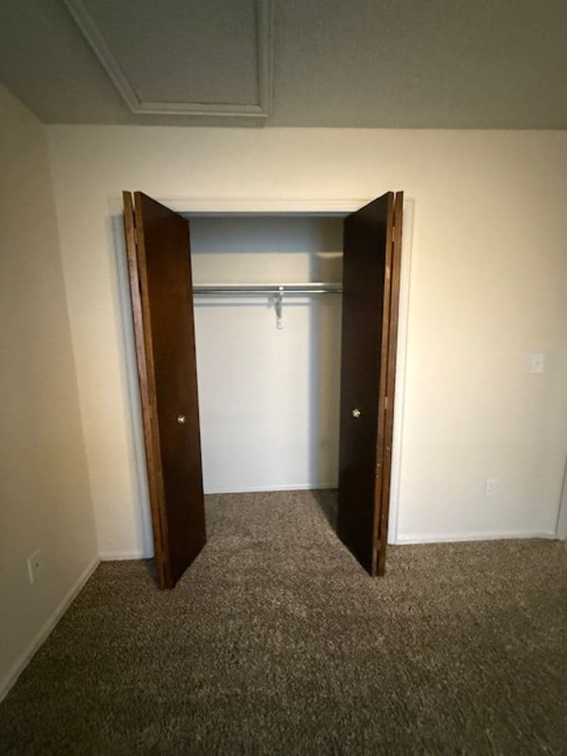 Colorado Springs Apartment: 3413 Parkmoor Village Dr