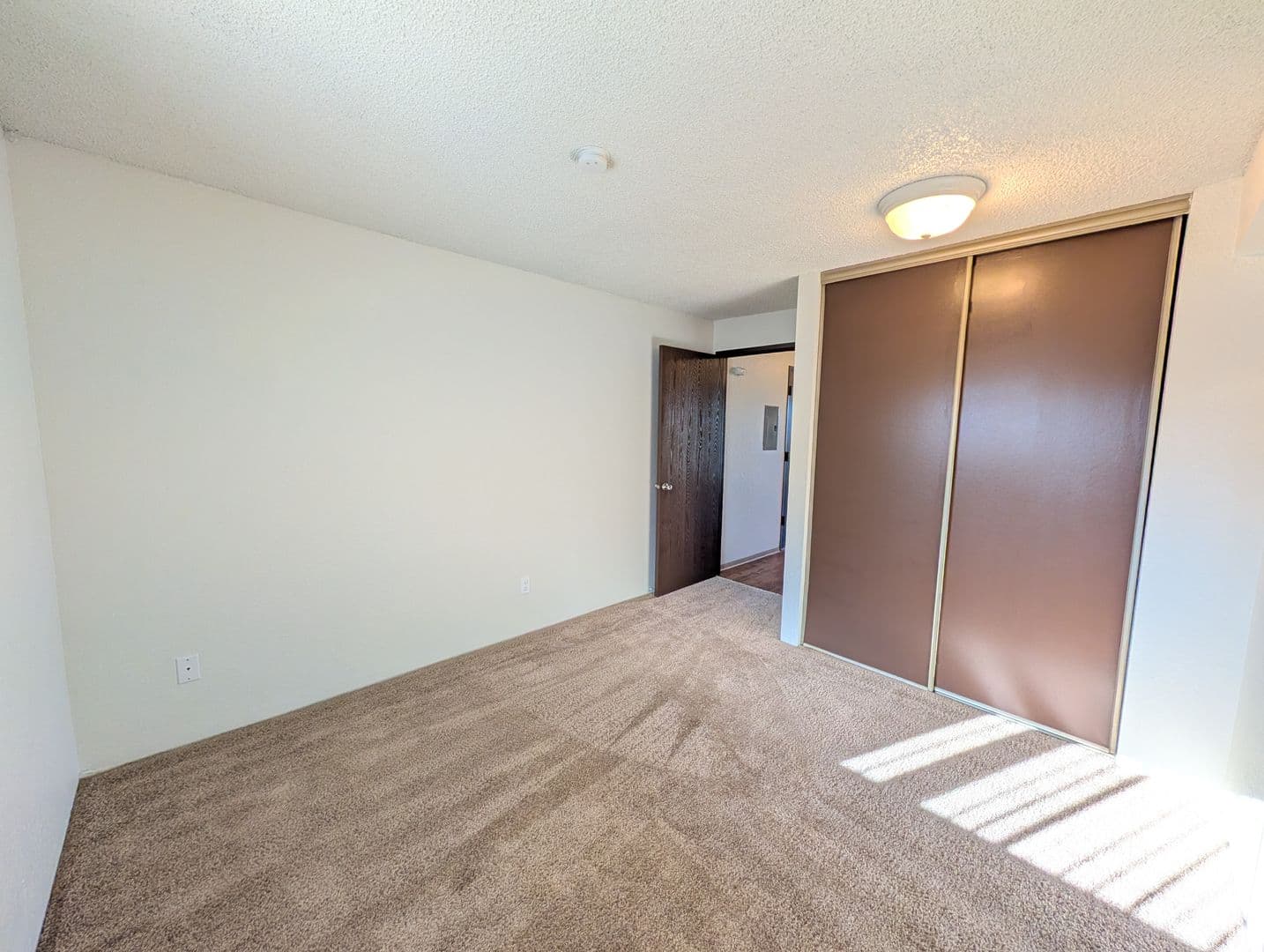 Seattle Apartment: 5644 University Way NE