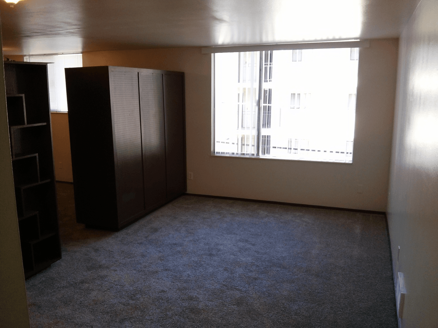 Seattle Apartment: 1415 NE Ravenna Blvd
