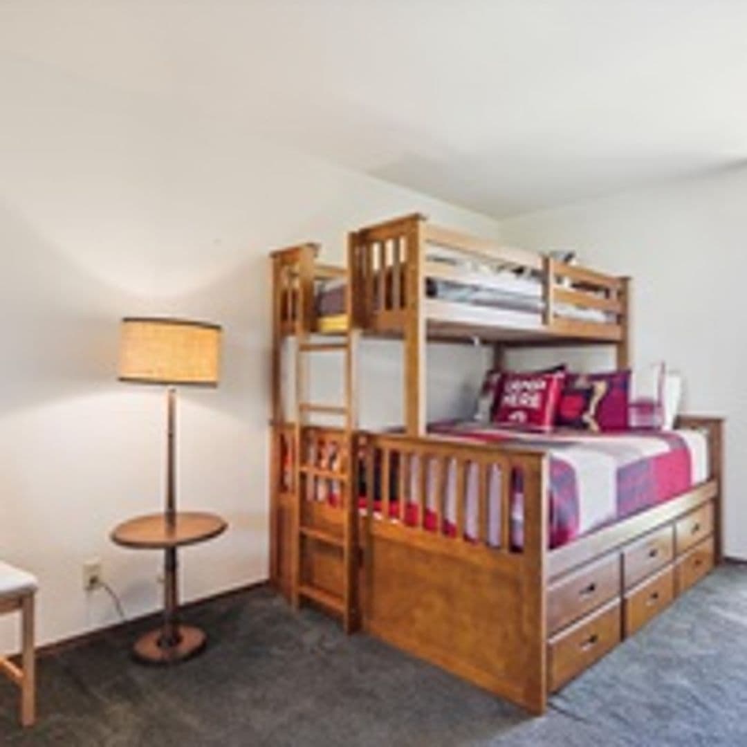 Tahoe City Condo: 2755 North Lake Blvd #97
