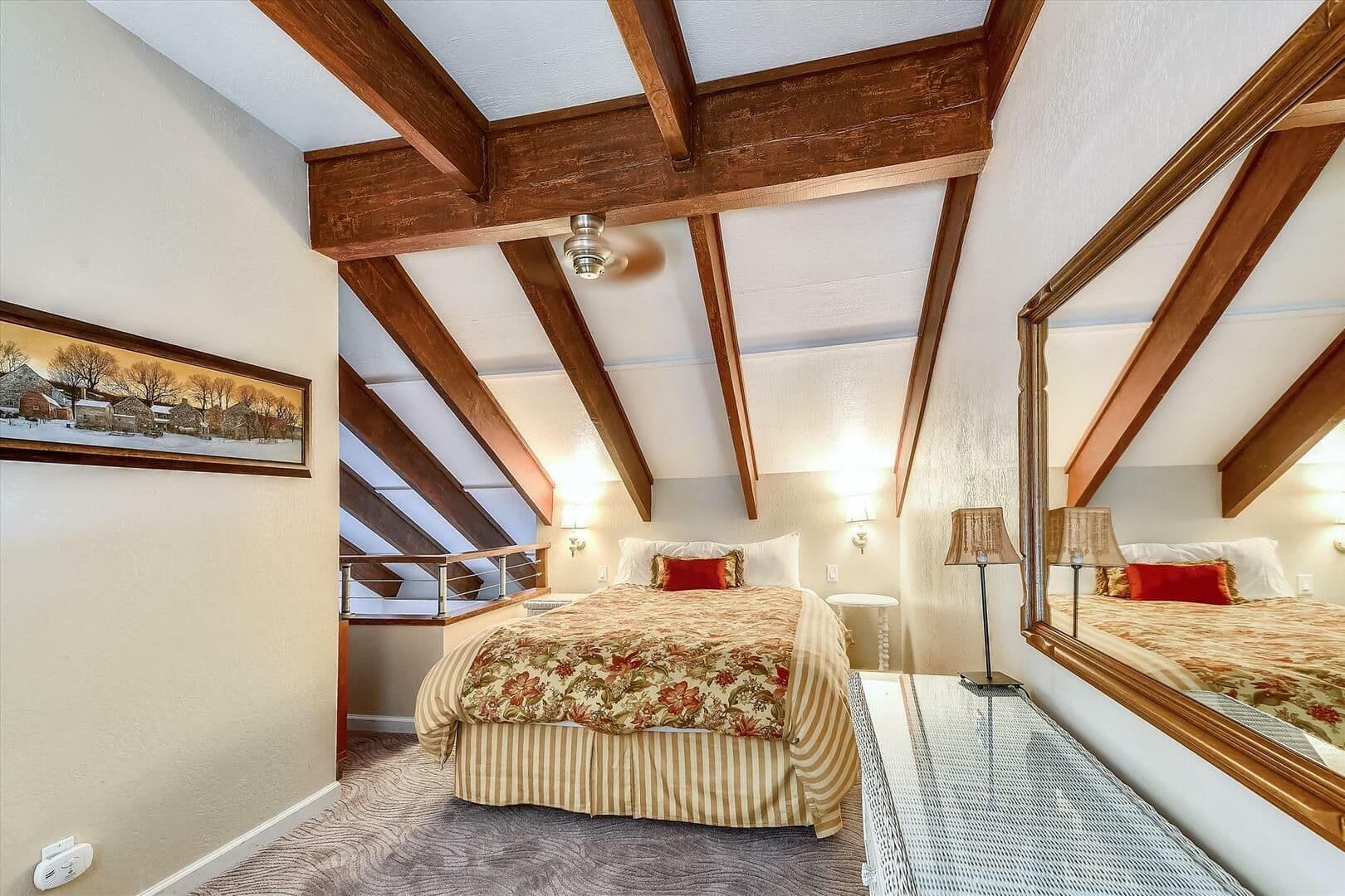 Tahoe City Condo: 3115 N Lake Blvd. #81