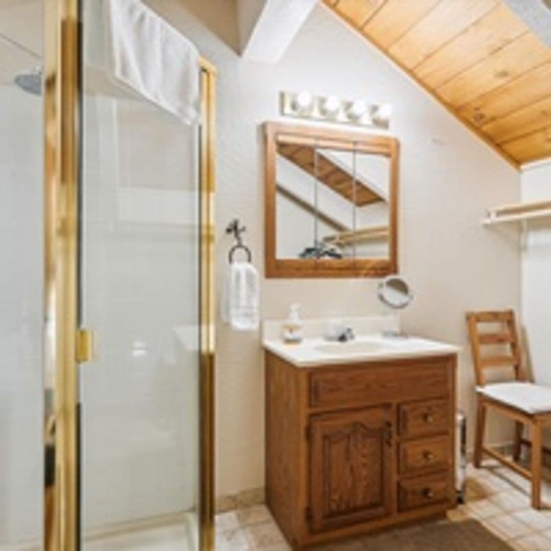 Tahoe City Condo: 2755 North Lake Blvd #97