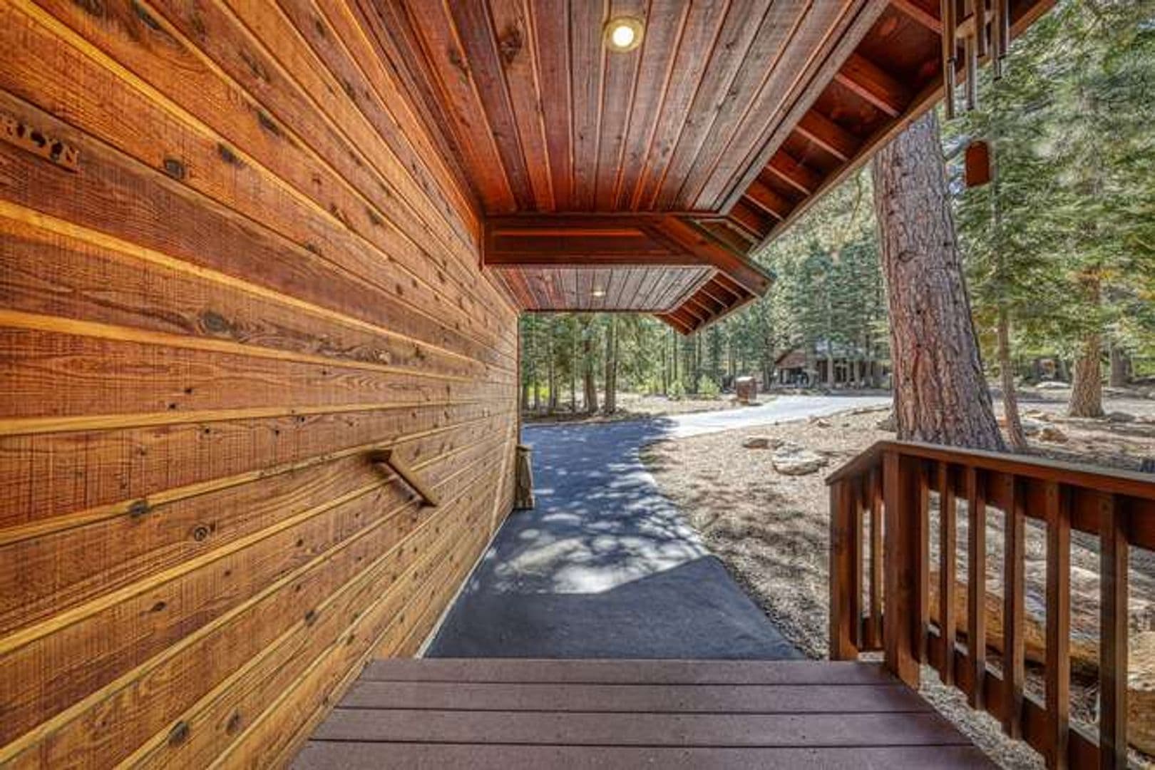 Truckee House: 11400 Thelin Drive