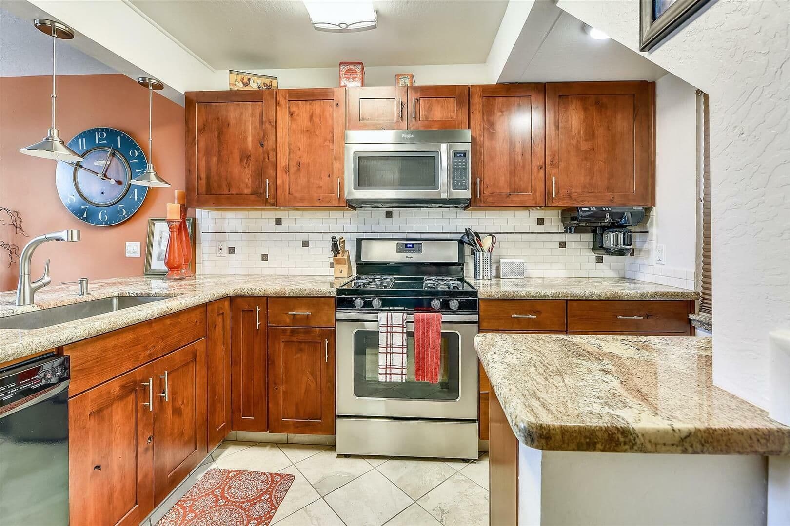 Tahoe City Condo: 3115 N Lake Blvd. #81