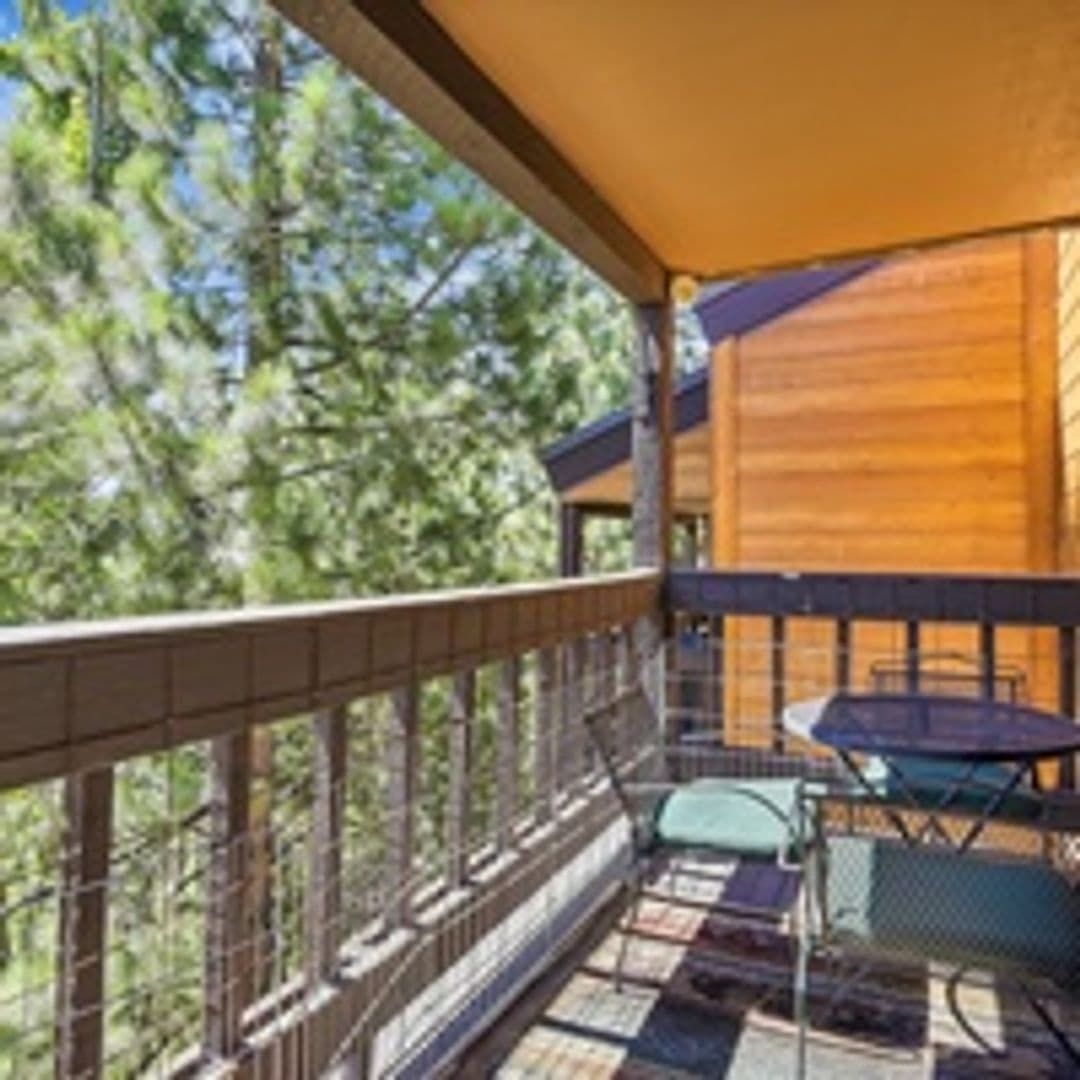 Tahoe City Condo: 2755 North Lake Blvd #97