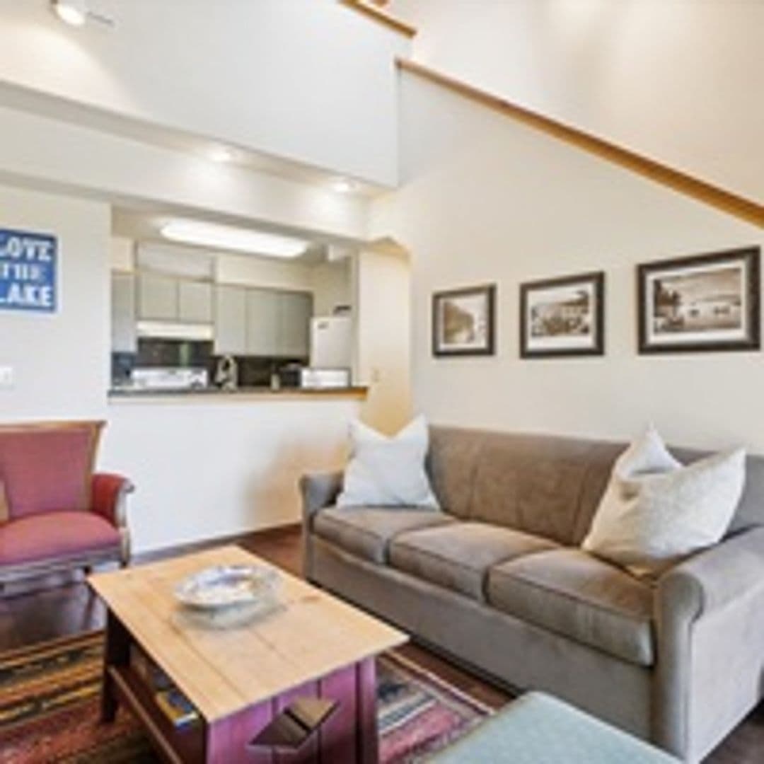 Tahoe City Condo: 2755 North Lake Blvd #97