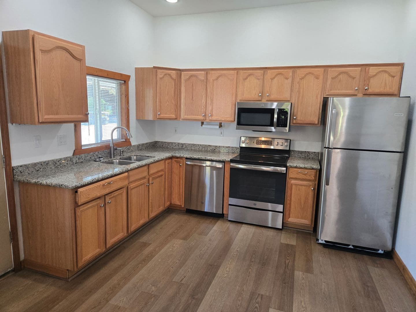 Tahoe Vista Condo: 7600 North Lake Blvd #39