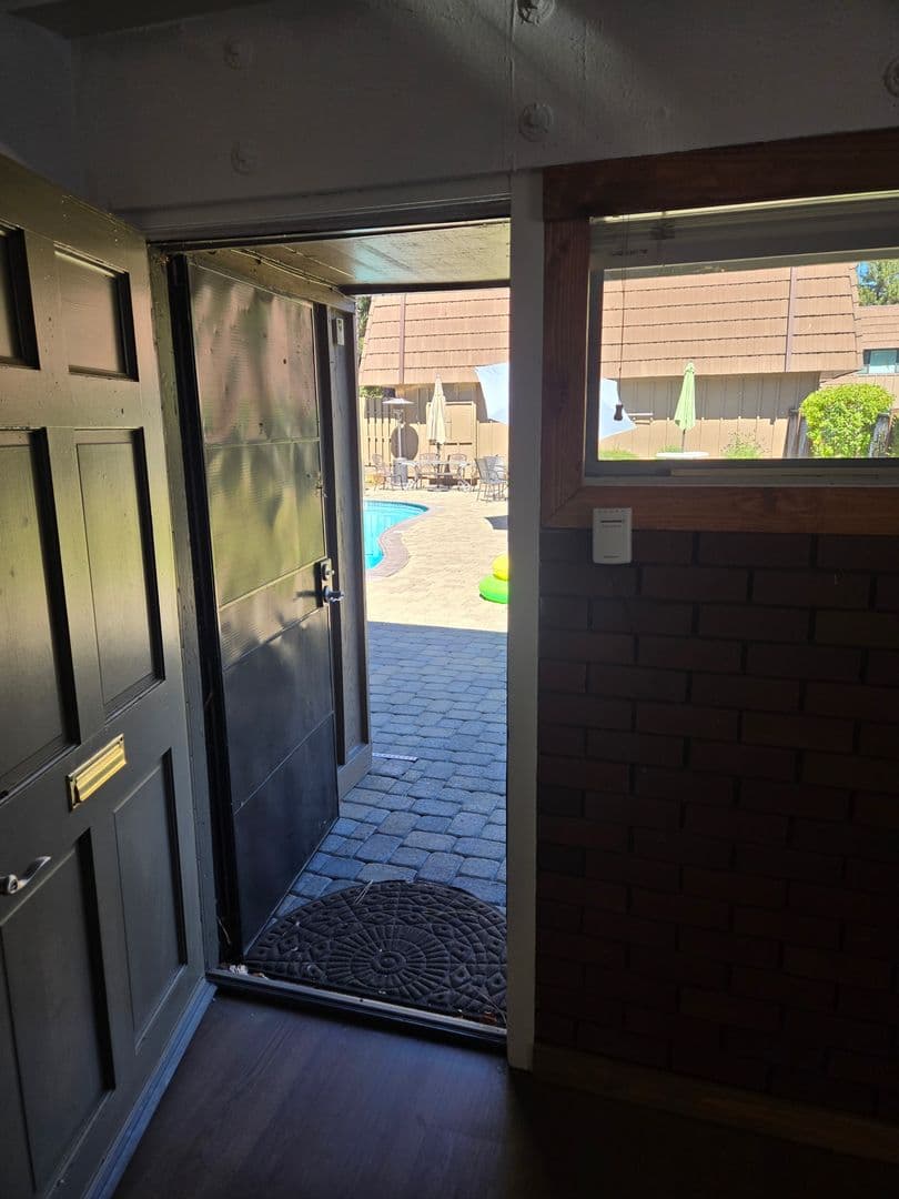 Tahoe Vista Condo: 7600 North Lake Blvd #39