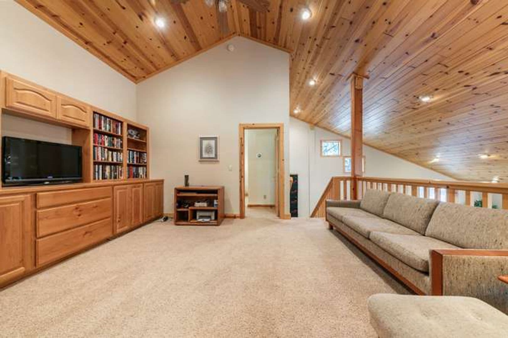Truckee House: 11400 Thelin Drive