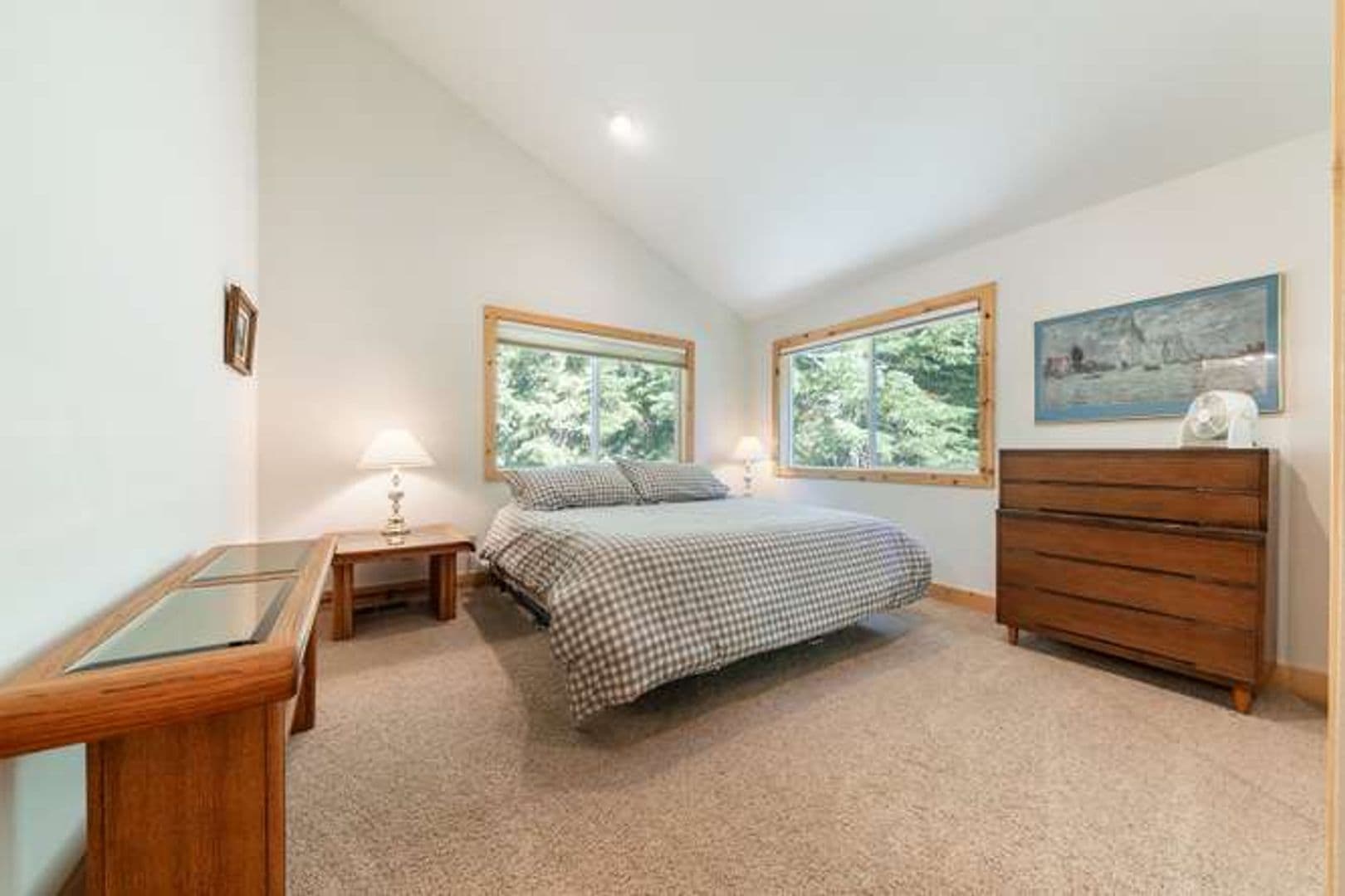 Truckee House: 11400 Thelin Drive
