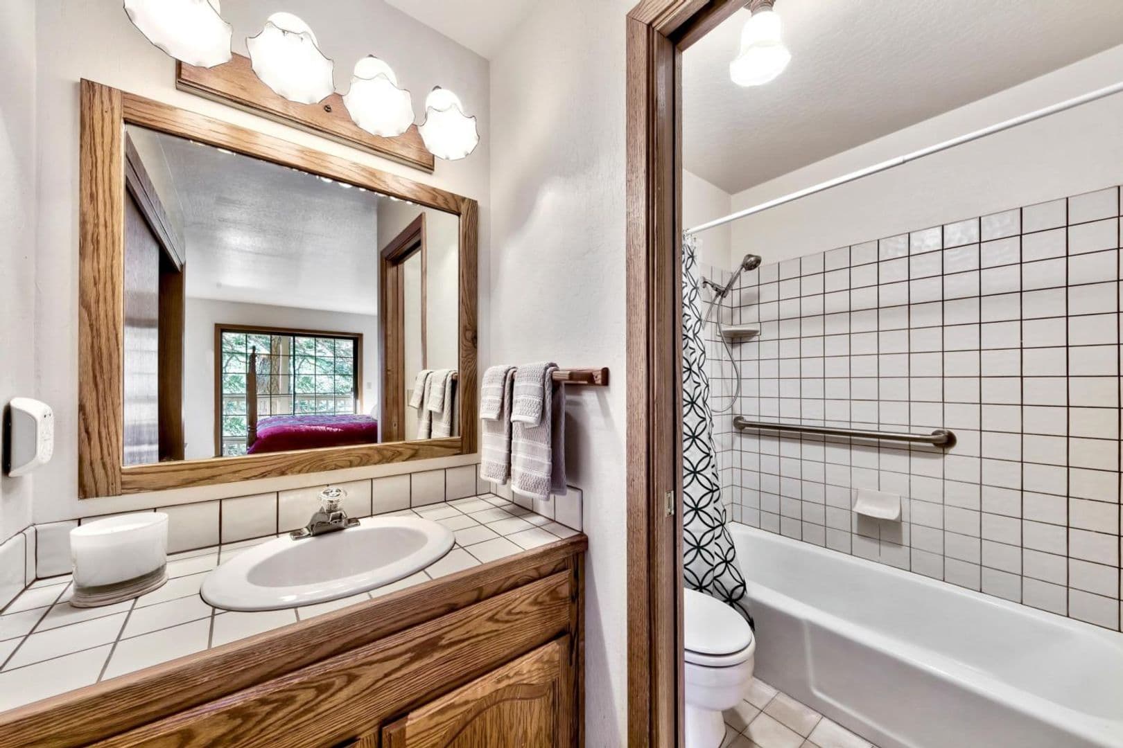 Truckee House: 14469 E Reed Ave