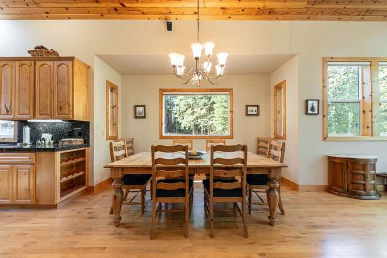 Truckee House: 11400 Thelin Drive