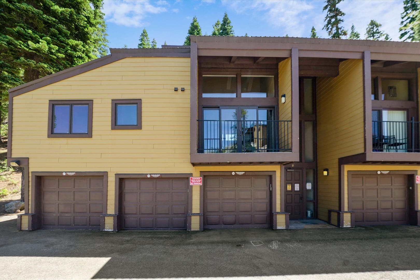 Alpine Meadows Condo: 2090 Chalet Road # 24