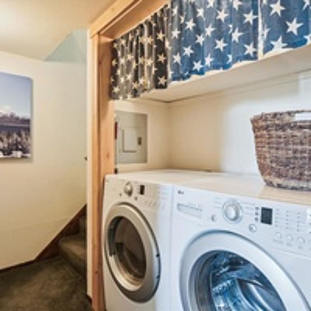 Tahoe City Condo: 2755 North Lake Blvd #97