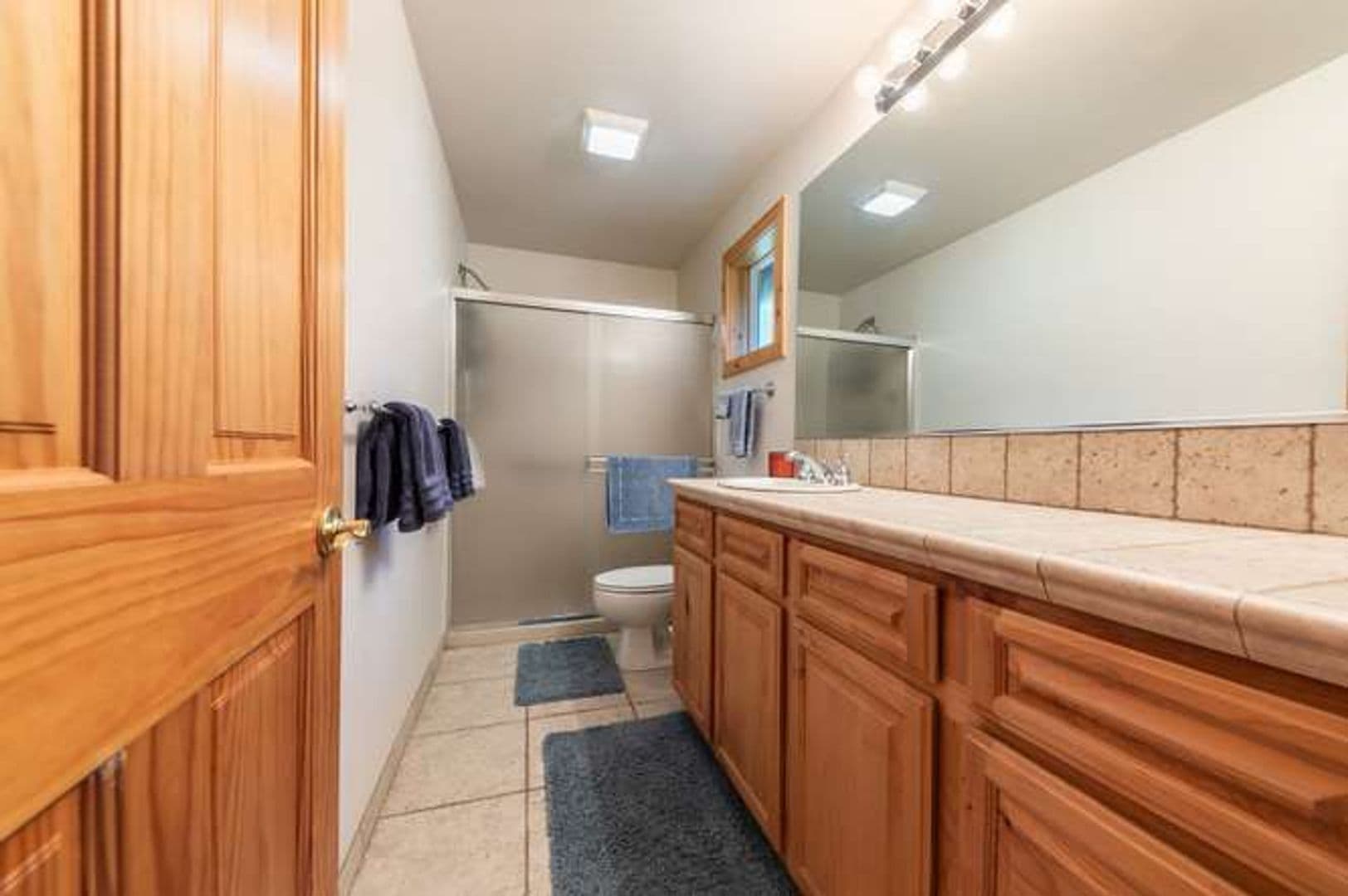 Truckee House: 11400 Thelin Drive