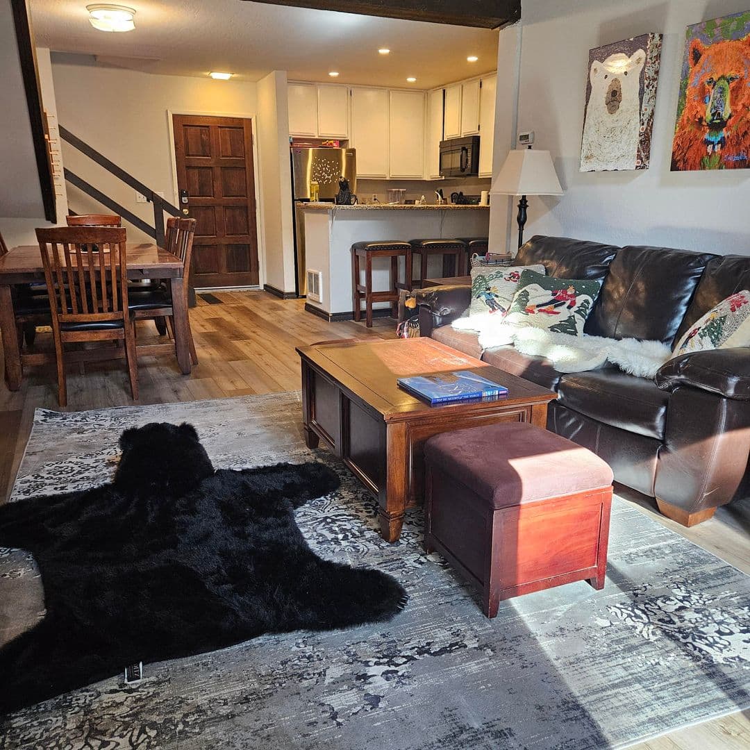 Alpine Meadows Condo: 2090 Chalet Rd # 22