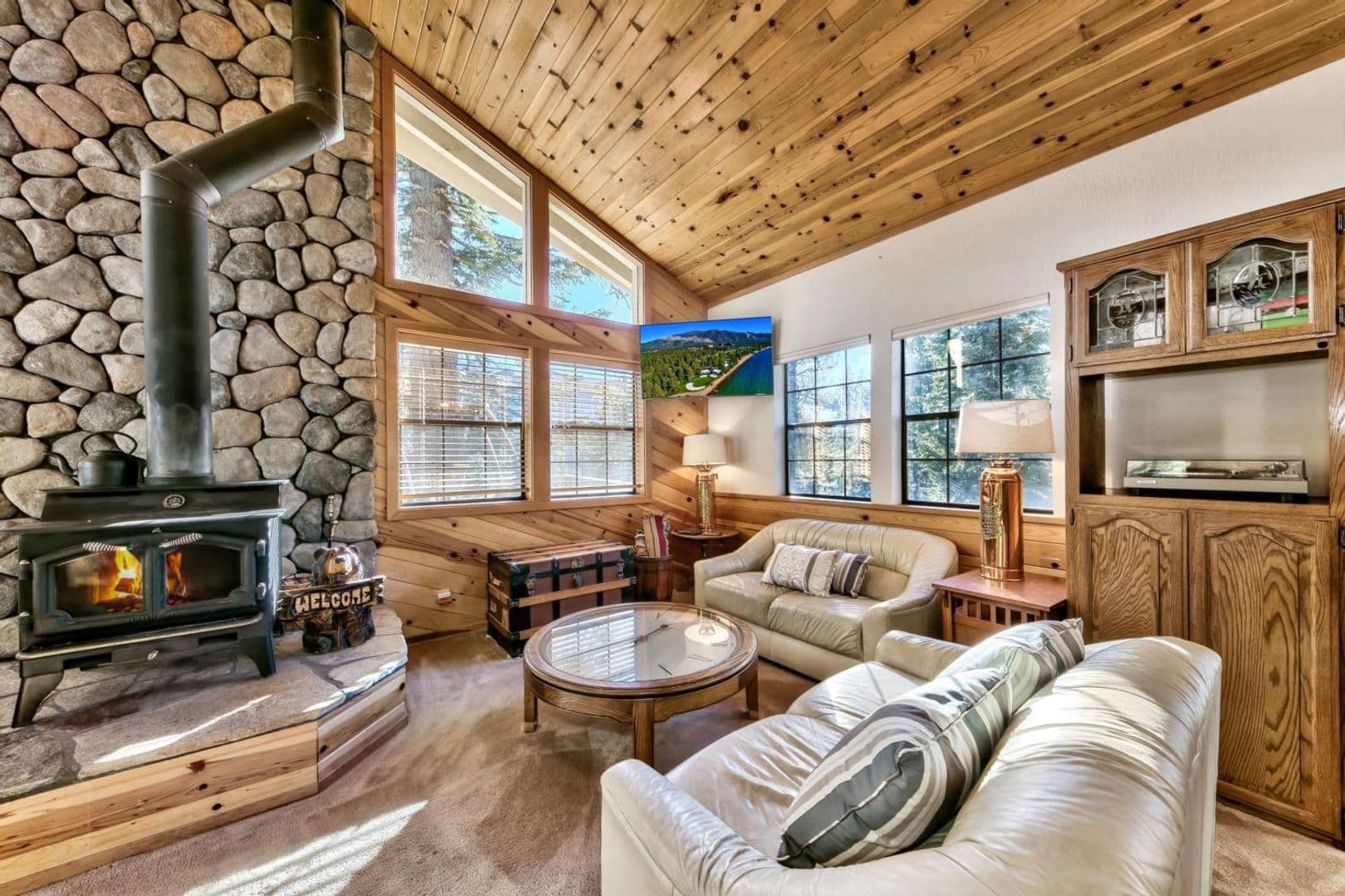 Truckee House: 14469 E Reed Ave