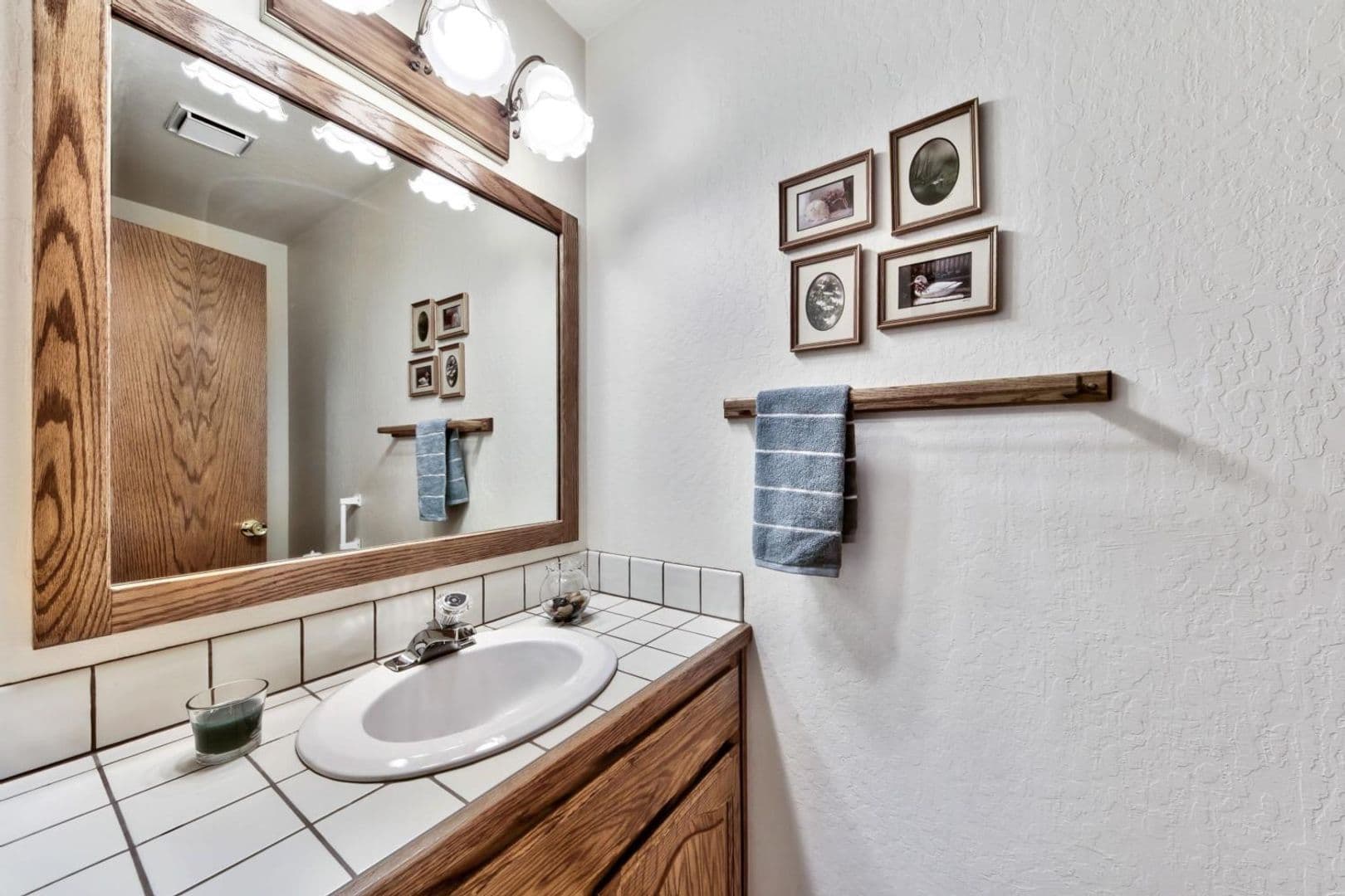 Truckee House: 14469 E Reed Ave