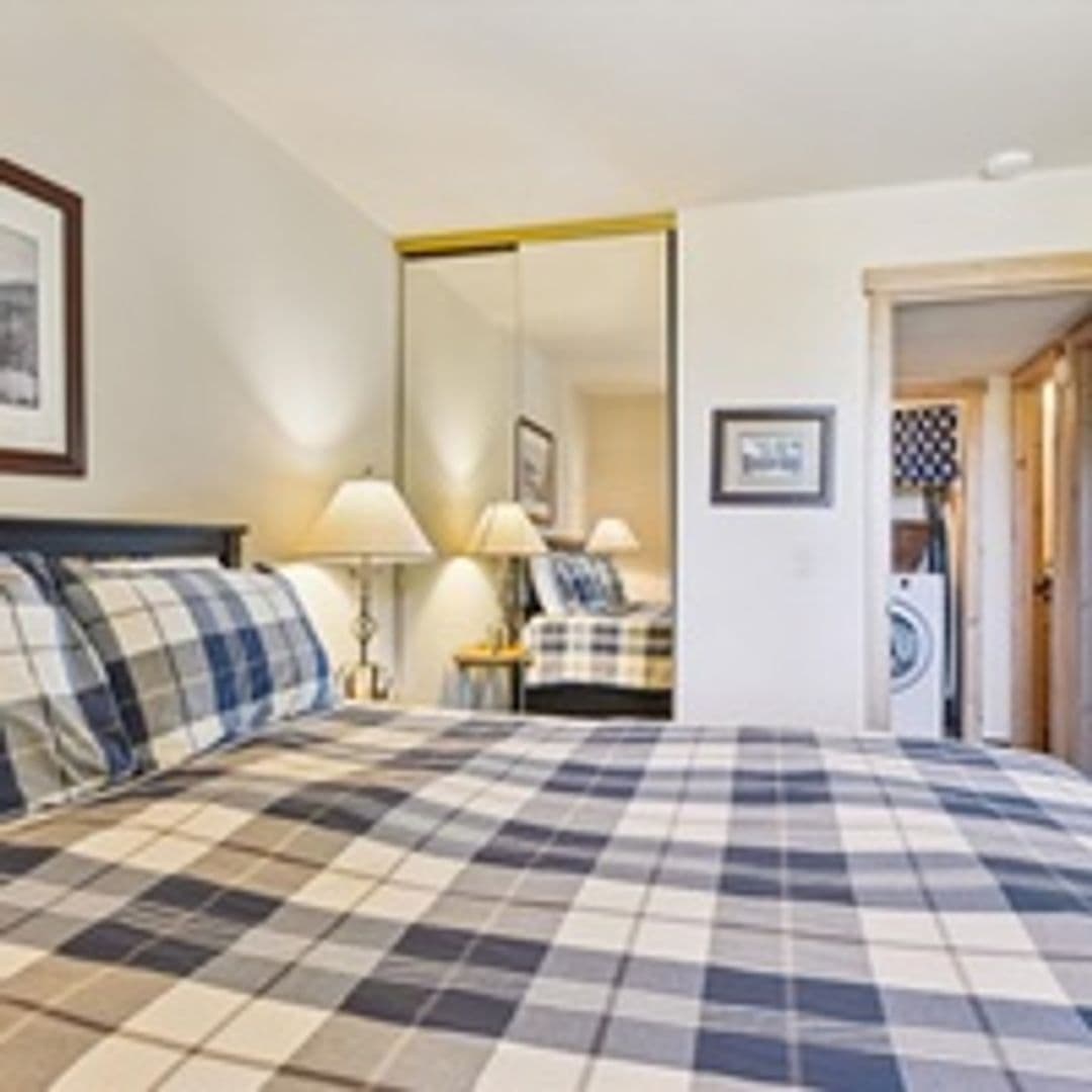Tahoe City Condo: 2755 North Lake Blvd #97