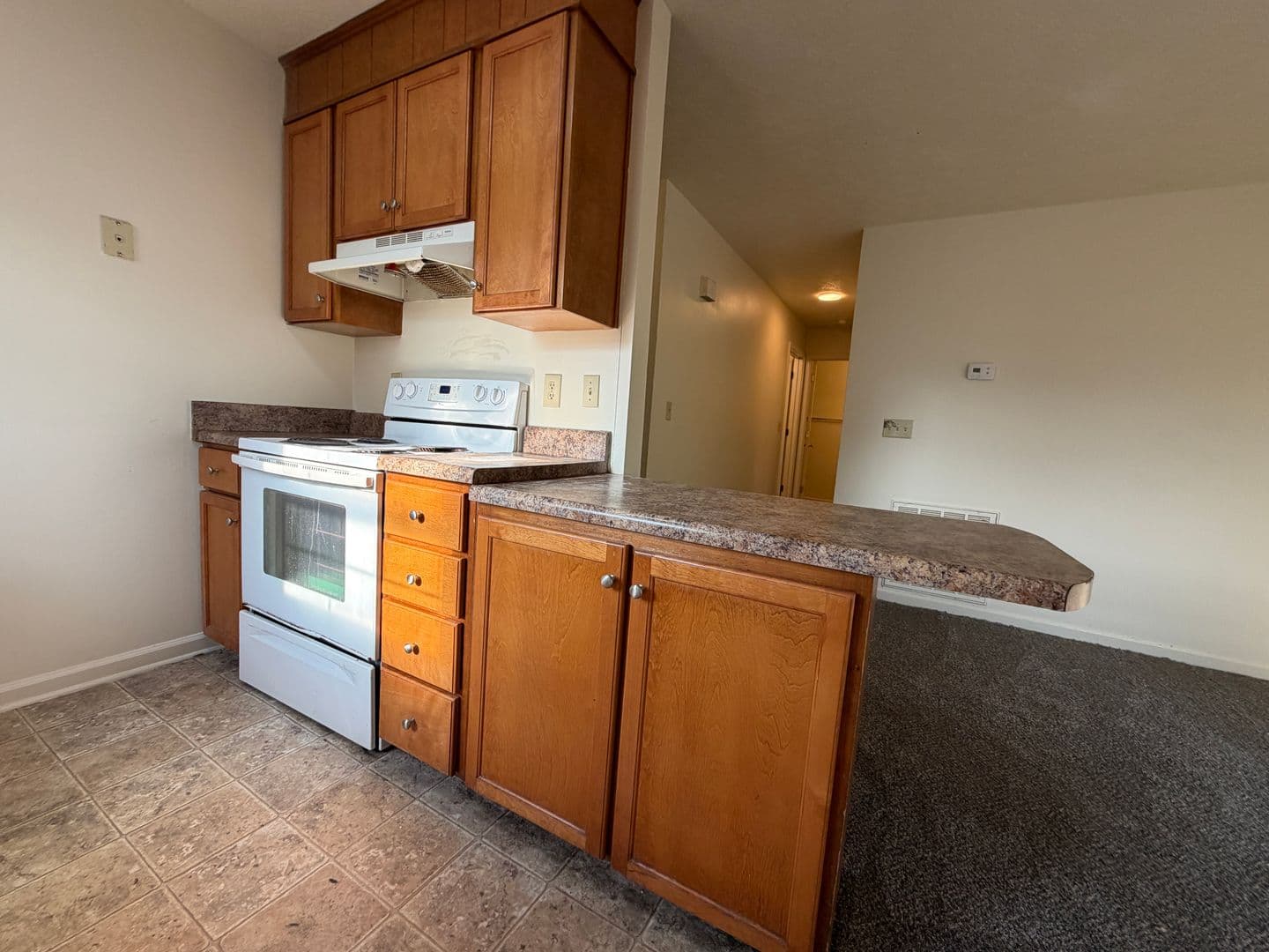 Radford Apartment: 1100 Calhoun Street