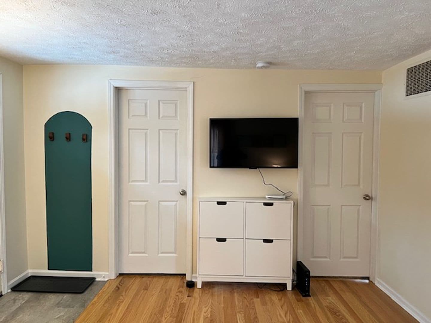 Bloomington House: 1005 N Jackson Street
