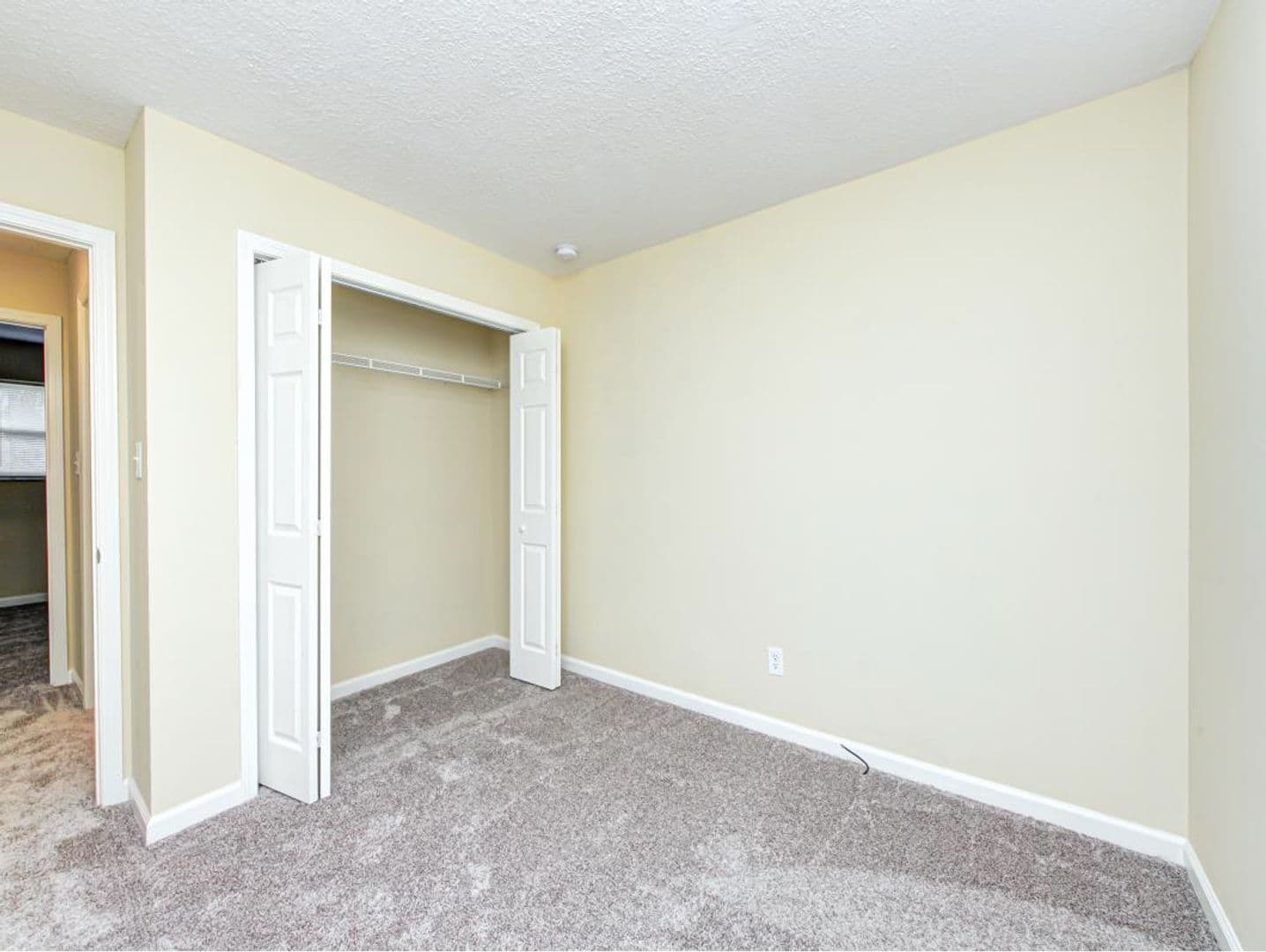 Bloomington Apartment: 4100 W Stebu Ln