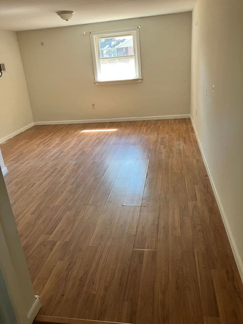 Bloomington House: 3607 E Morningside Drive