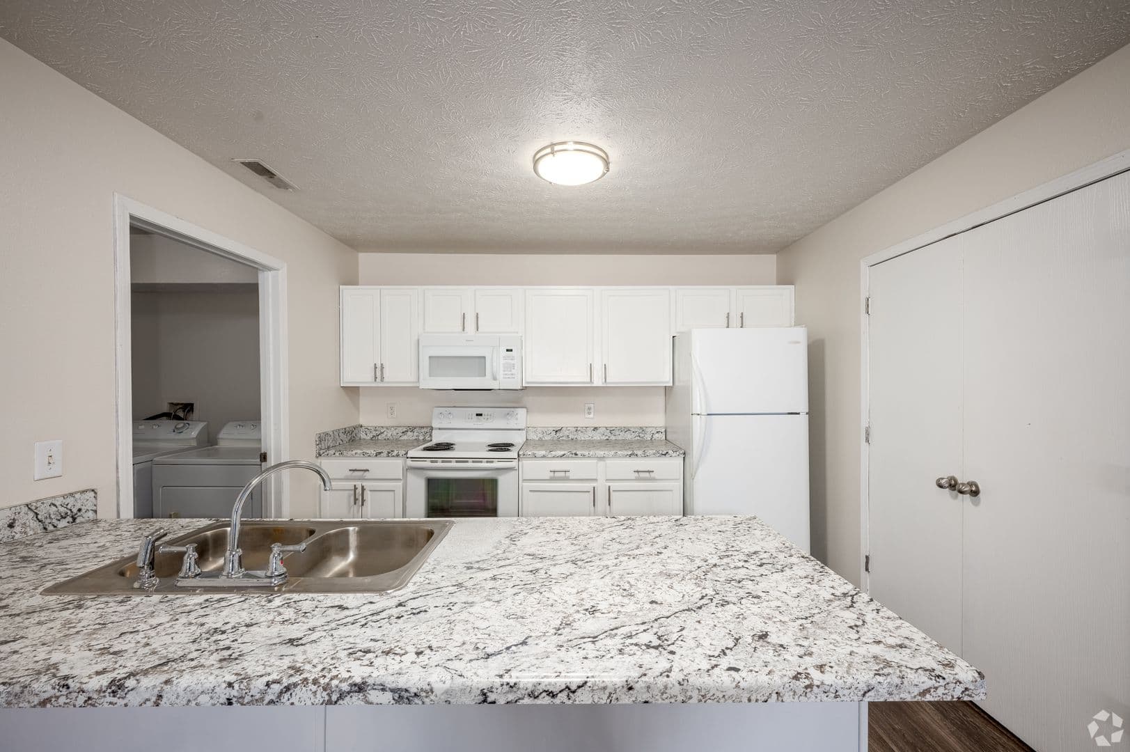 West Lafayette Apartment: 1117 Anthrop Drive