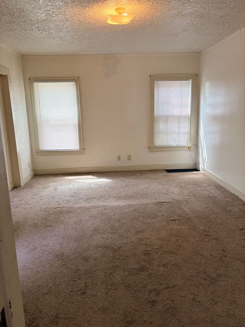 Bloomington Apartment: 111 E. Cottage Grove Ave