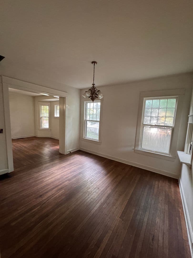 Bloomington Apartment: 600 E University Street